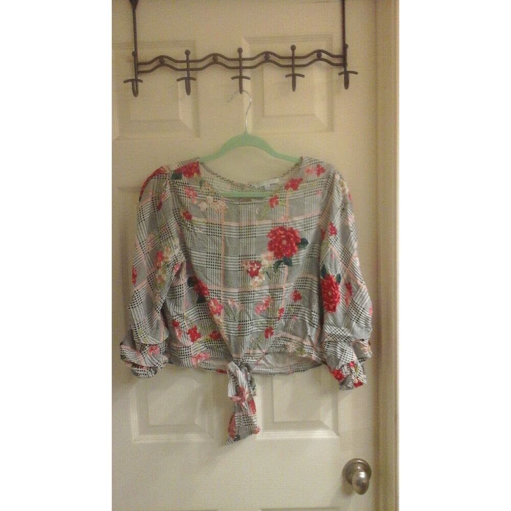 🩷Crescent & Willough Blouse, Women's size large Cropped Tie Floral, Long Sleeve